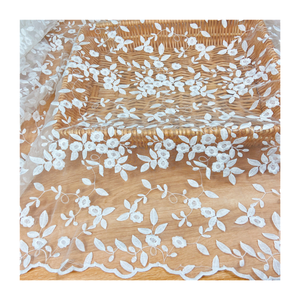 Tela de Encaje Tul Francés con Lentejuelas Bordadas 100% Poliéster, <span class=keywords><strong>Precio</strong></span> Competitivo y Alta Demanda para Vestidos de Fiesta - Product Image 1