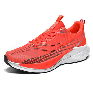 Chaussure de course athlétique professionnelle avec <span class=keywords><strong>plaque</strong></span> en <span class=keywords><strong>carbone</strong></span> et panneau dégradé, semelle intermédiaire texturée et réactive pour un confort et un style tout au long de la journée - Product Image 3