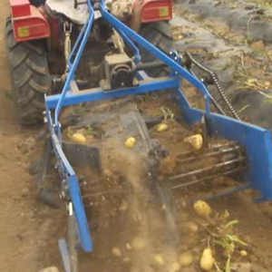 Tự động bốn bánh xe máy kéo ổ đĩa khoai tây gặt đập để bán-Mini gặt đập liên hợp máy cho khoai lang Cà Rốt máy kéo - Product Image 6