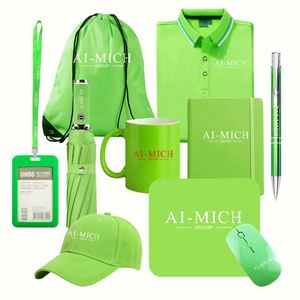 Ensemble cadeau d'entreprise personnalisé avec logo : T-shirt, tasse, sac, chaussettes, bouteille d'eau, gobelet isotherme, casquette avec logo - Product Image 3