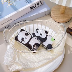 กิ๊บติ<span class=keywords><strong>ด</strong></span>ผมรูปฉลามน่ารักสไตล์เกาหลีสำหรับเด็กผู้หญิง ยี่ห้อ Ping Fei  แบ<span class=keywords><strong>บ</strong></span>ครึ่งหัว  วัสดุพลาสติก  พร้อมดีไซน์การ์ตูน<span class=keywords><strong>แพนด้า</strong></span> - Product Image 2
