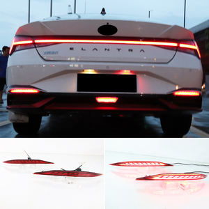 Reflector de parachoques trasero para Hyundai <span class=keywords><strong>Elantra</strong></span> 2021 <span class=keywords><strong>2022</strong></span>, luz de freno, lente roja, luz LED antiniebla de advertencia, señal de giro - Product Image 3
