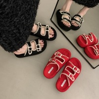 Sandales élégantes et atmosphériques pour femmes Sandales à la mode et belles pour femme Sandales exquises et généreuses Plaques