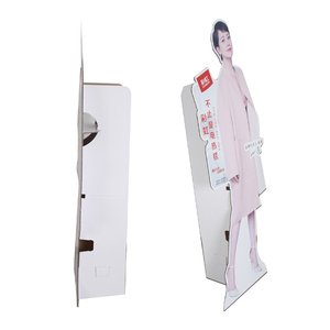 Support publicitaire en carton ondulé en forme humaine personnalisé et créatif pour boissons, présentoir en carton, présentoir en carton - Product Image 4