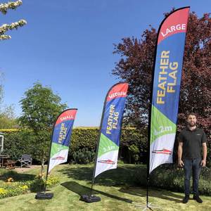 ป้ายโฆษณาร้านค้าคุณภาพสูง พร้อมเสาปักพื้น ป้ายธงขนนก ชุดเสาตั้งธงชายหาดแบบกำหนดเองได้ - Product Image 4