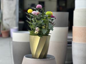 Vaso di plastica quadrato fioriera <span class=keywords><strong>da</strong></span> <span class=keywords><strong>giardino</strong></span> verticale <span class=keywords><strong>da</strong></span> esterno fornitore cinese - Product Image 2