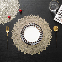 Sets de table ronds en PVC écologique au design classique pour table à manger et restaurants, sets de table décoratifs dorés pour mariage