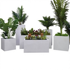 Jardinera Rectangular Larga y Grande, Resistente a la Corrosión, Estilo Moderno Minimalista, para Plantas Verdes, para Balcón o Exterior - Product Image 1