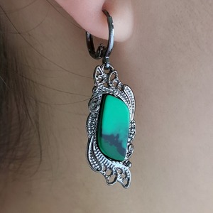 Orecchini Pendenti Vintage con Fiore in Malachite Intagliata e Opale, Gioielli in Stile Bohémien con Pietre Preziose per Donne - Product Image 4