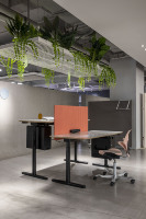 Table de bureau intelligente électrique moderne personnalisée fonction de réglage de la hauteur de bureau debout motorisé en métal durable pour le travail de bureau
