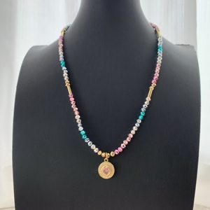 Collier de perles en cristal colorées délicates TK-C249 pour femme, bijoux pour les fêtes, avec pendentifs Cœur, Nœud, Croix, Fleur, Saint, idéal comme cadeau - Product Image 5
