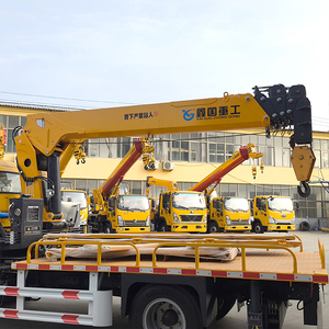 Camion-grue à bras droit robuste de 6 à 16 tonnes avec indicateur de moment de charge pour la construction de poteaux de télécommunications - Product Image 6