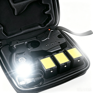 ไฟฉาย LED ระยะไกล MagiUSA X26 สำหรับขายส่ง ปรับแต่งได้ ไฟฉายโปรโมชั่นสำหรับใช้งานกลางแจ้ง พร้อมรีโมทคอนโทรล ฟังก์ชั่นกระพริบ ปรับแต่งได้ - Product Image 4