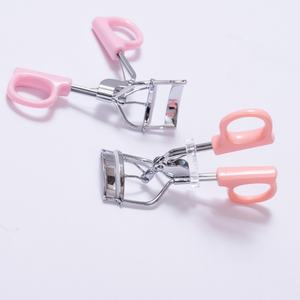 Pinky leem Vente en gros personnalisée Marque privée Outils de maquillage tendance Petit recourbe-cils miniature portable de haute qualité arc-en-ciel - Product Image 2