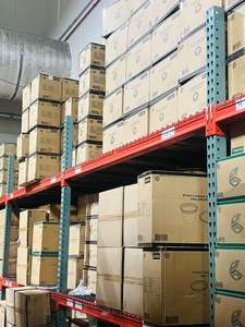 Assiettes en bagasse compostables ProTakeOut, 9 pouces de diamètre, 3 compartiments, lot de 500, sans PFAS, écologiques, compatibles micro-ondes, blanches - Product Image 5