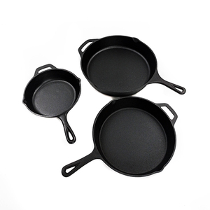 Sartén antiadherente presazonada de hierro fundido de alta calidad, diseño clásico sostenible negro para muchos tipos de estufas - Product Image 1