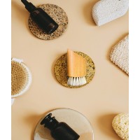 Brosse faciale en bois de hêtre angulaire avec poils en laine naturelle douce, mini brosse nettoyante exfoliante pour le visage