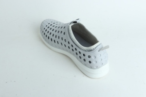 Chaussures d'eau de voyage d'été légères et respirantes personnalisées par sublimation écologiques promotionnelles 2024, chaussures perforées Sgarden - Product Image 3