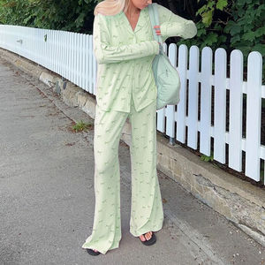 <span class=keywords><strong>Pigiama</strong></span> da <span class=keywords><strong>Donna</strong></span> Set con Stampa a Fiocchi Top a Maniche Lunghe con <span class=keywords><strong>Pantaloni</strong></span> Abbigliamento da Notte e da Casa Completo <span class=keywords><strong>Pigiama</strong></span> in Cotone Stampato a Maniche Lunghe - Product Image 6