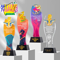 Prix compétitif en stock Trophées artistiques en cristal sur le thème de la danse Prix créatifs en cristal Cadeaux artisanaux