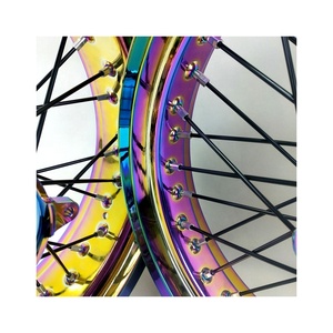 Ensemble de roues Supermoto 17 pouces pour KTM EXC SXF 125-530cc, couleur arc-en-ciel, certifié DOT, aluminium anodisé CNC, pièces de course Motard durables - Product Image 5