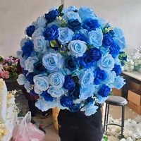 Boules de fleurs artificielles bleu royal C-497 en gros, fleurs de mariage bleues et violettes pour la décoration d'événements, de fêtes et d'anniversaires
