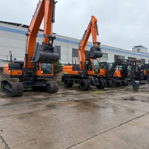Excavatrice sur pneus d'occasion Doosan DH150W-7, modèle 2025, 14,8 tonnes, godet de 0,65 m, moteur contrôlé par PLC, bon état - Product Image 4