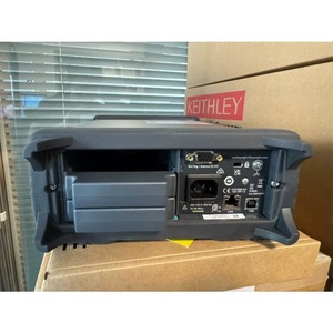 Placa base de adquisición de datos Keysight Daq970sb de 3 ranuras con 2 módulos de interruptores de 20 canales y 1 módulo multiplexor - Product Image 5