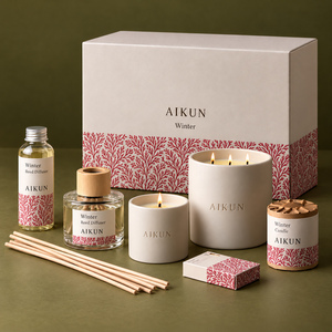 Coffret cadeau Aikun de bougies parfumées et diffuseurs à bâtonnets en verre céramique multi-compartiments, dans une boîte ajustée, idéal pour un déménagement. - Product Image 3