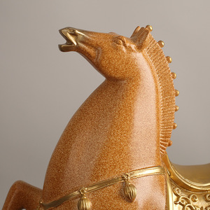 Adorno de caballo galopante estilo chino, beige con detalles dorados, decoración antigua hecha a mano para sala de estar, gabinete, escritorio - Product Image 3