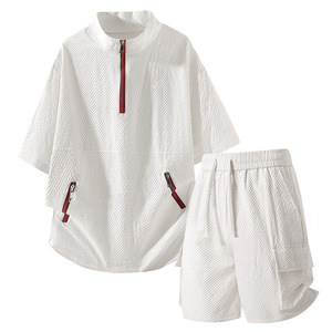 Ensemble Polo à Manches Courtes en Tissu Bulle pour Homme – Nouvelle Collection Été 2026 – Doux, Respirant, Décontracté et Polyvalent – Tenue de Sport - Product Image 1
