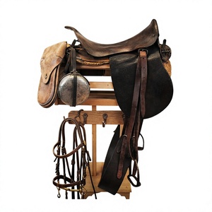 Selle de course anglaise en cuir véritable BS International NA94, avec arceau en bois, fabriquée à la main, durable et confortable, couverture de selle, boîte à selle - Product Image 1