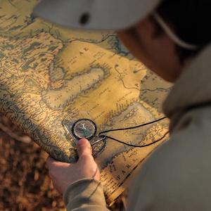 2025 personalizzabile portatile Mini bussola di navigazione all'aperto bussola acrilica escursionismo campeggio avventura livellamento a mano guida di viaggio - Product Image 4