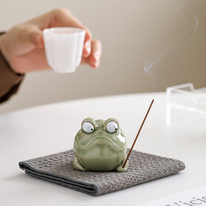 Quemador de <span class=keywords><strong>incienso</strong></span> creativo personalizado, decoración para sala de té de oficina en casa, figura de <span class=keywords><strong>rana</strong></span> divertida, adorno de cerámica, soporte para Barra de <span class=keywords><strong>incienso</strong></span> de aromaterapia - Product Image 6
