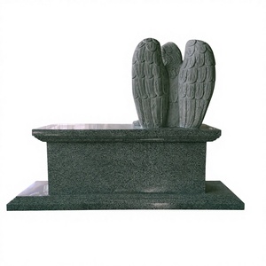 monuments en granit avec sculptures sur les têtes - Product Image 4