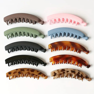 Pinces à cheveux <span class=keywords><strong>banane</strong></span> en plastique de 13cm style coréen grandes pinces à cheveux en résine pinces à cheveux torsadées pour femmes et filles avec des cheveux épais - Product Image 1