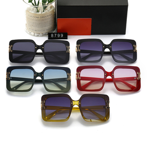 Gafas de sol con montura cuadrada a la moda, gafas de sol personalizadas de diseñador de marca de lujo <span class=keywords><strong>2022</strong></span> <span class=keywords><strong>para</strong></span> <span class=keywords><strong>mujer</strong></span>, gafas de sol clásicas modernas Uv 400 <span class=keywords><strong>para</strong></span> hombre - Product Image 6