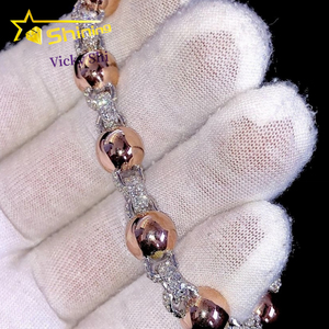 <span class=keywords><strong>Bracciale</strong></span> Cubano Personalizzato in <span class=keywords><strong>Argento</strong></span> Sterling 8mm con Diamanti Moissanite VVS, Gioielli Hip Hop - Product Image 3