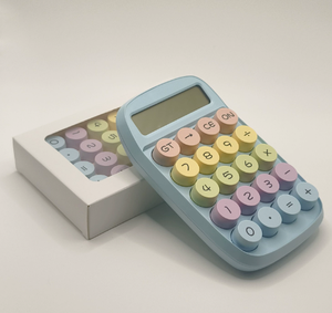 Calculatrice en plastique bleu pastel avec clavier coloré 8 chiffres à usage général alimentée par piles - Product Image 1
