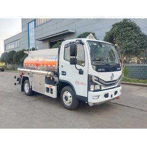 Camión Cisterna Dongfeng 3000L para Suministro de Combustible en Zonas Rurales, Emisión Especial Personalizada, Hecho en China, Certificado ISO y CCC - Product Image 1