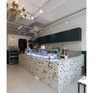 Table de réception pour projet hôtelier commercial, nouveau design, plateau en terrazzo blanc en forme de U - Product Image 3