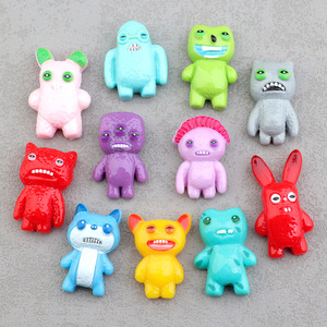 بيع بالجملة لطيف الأسنان مضحك الكرتون الملونة الراتنج ديي غير المرغوب فيه الهاتف تصميم مخصص سلسلة المفاتيح قلادة - Product Image 3