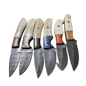 Cuchillos Rajput de Hoja Fija con Punta Caída, Acero de Damasco, Mango de Madera Pakka Azul, Garantía de 3 Años - Personalizable para Caza - Product Image 2