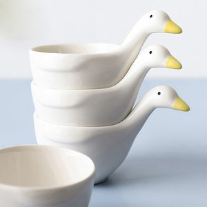 Cute Duck Bowls en porcelaine blanche Cartoon Soy Condiment Plats Céramique Snack Assaisonnement Assiettes Cuisine Vaisselle Tomatio Sauce Plat - Product Image 1