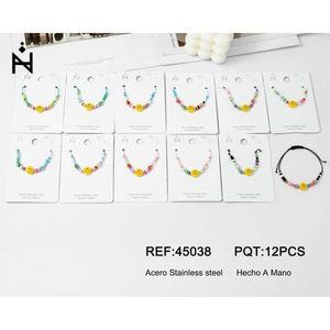 Braccialetto con Faccina Sorridente in Resina, Set da 12 Pezzi, Gioielli Artigianali alla Moda con Perline Colorate Regolabili e Filo in Acciaio Inossidabile - Product Image 1