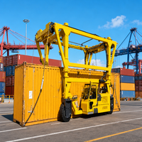 Transpalette hydraulique diesel de 30 tonnes, transitaire mobile de conteneurs pour la livraison de marchandises dans les parcs logistiques