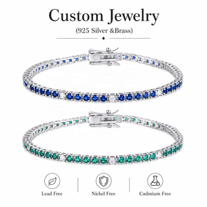 <span class=keywords><strong>Bracciale</strong></span> Tennis Personalizzato Placcato <span class=keywords><strong>Oro</strong></span> 18K con Smeraldi CZ e Chiusura a Scatola per <span class=keywords><strong>Donna</strong></span>, Produttore di Gioielli OEM ODM in Argento 925 e Ottone - Product Image 1