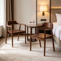 Fauteuil en bois de caoutchouc massif, grain de bois riche, dossier incurvé enveloppant, pieds effilés, fournisseur direct d'usine, hauteur 75 cm