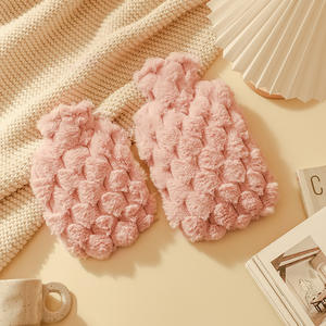 Mignon Remplissage Eau Chaude Mains Chaudes Ventre Soulagement De La Douleur Cervicale Chaleur D'hiver Confortable Utilisation Du Lit En Peluche Bouteille D'eau Chaude - Product Image 3