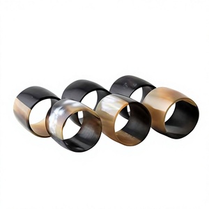 Bracelet en corne de buffle 2025 pour femme, écologique, fait main, design moderne et luxueux, couleur personnalisable, idéal pour les occasions spéciales - Product Image 1